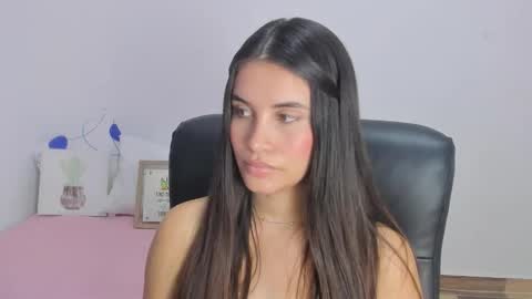 Snapshot of gaby_olsen chatting on 11/07/25, 08:53 Gabriela online show from 11/07/25, 08:53