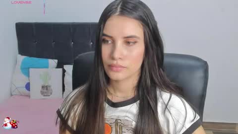 Snapshot of gaby_olsen chatting on 11/19/25, 11:16 Gabriela online show from 11/19/25, 11:16