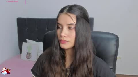 Snapshot of gaby_olsen chatting on 11/23/25, 10:31 Gabriela online show from 11/23/25, 10:31