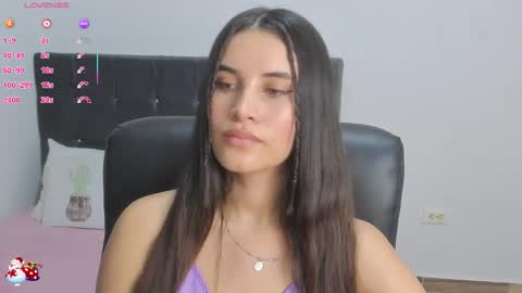 Snapshot of gaby_olsen chatting on 11/27/25, 11:07 Gabriela online show from 11/27/25, 11:07