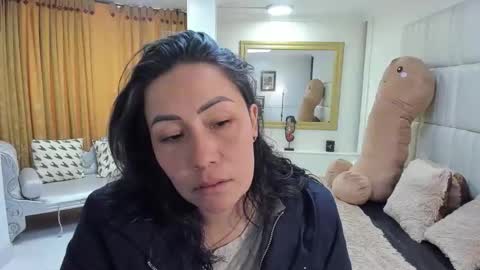 Snapshot of gaby_trent chatting on 11/06/25, 02:51 gabriela online show from 11/06/25, 02:51