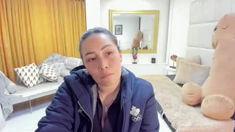 Snapshot of gaby_trent chatting on 11/14/25, 01:32 gabriela online show from 11/14/25, 01:32