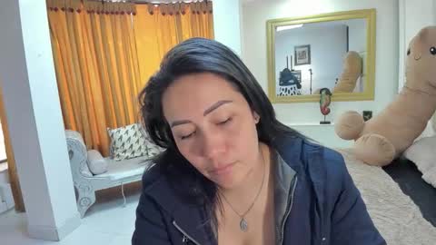 Snapshot of gaby_trent chatting on 11/20/25, 02:50 gabriela online show from 11/20/25, 02:50