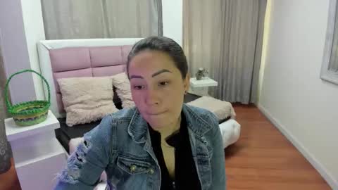 gabriela online show from 05/14/26, 05:31