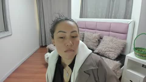 gabriela online show from 06/23/26, 06:06