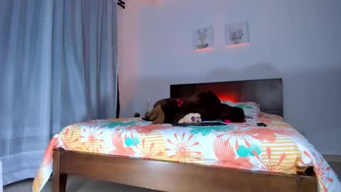 Gabybuttler online show from 02/10/25, 11:23