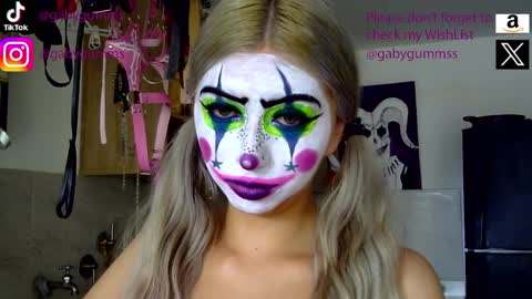 gabygumms online show from 09/16/25, 01:01