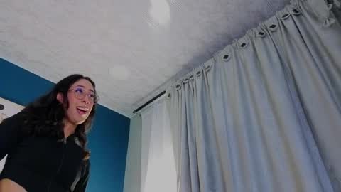 Gaby online show from 10/22/25, 08:19