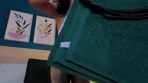 Gaby online show from 10/27/25, 08:13