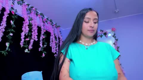 Snapshot of gabyy_cooper chatting on 04/12/26, 03:00 gabby cooper online show from 04/12/26, 03:00