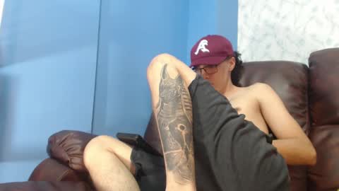 Snapshot of gadiel_sex chatting on 02/15/25, 03:28 gadiel_sex online show from 02/15/25, 03:28
