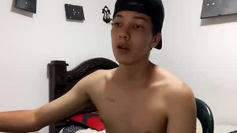 Snapshot of gadiel_sex chatting on 10/16/25, 11:17 gadiel_sex online show from 10/16/25, 11:17