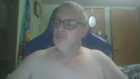 gadude45 online show from 10/07/25, 01:14