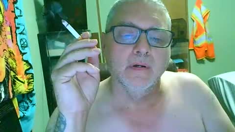 Snapshot of gadude45 chatting on 07/11/26, 02:25 gadude45 online show from 07/11/26, 02:25