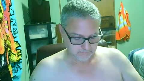 Snapshot of gadude45 chatting on 07/28/26, 02:18 gadude45 online show from 07/28/26, 02:18