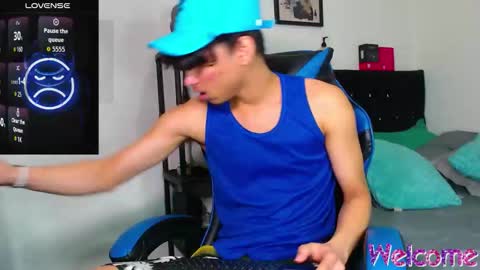 Snapshot of gael_jones chatting on 11/26/25, 12:55 gael_jones online show from 11/26/25, 12:55