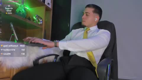 Gael Williams online show from 10/01/25, 01:33