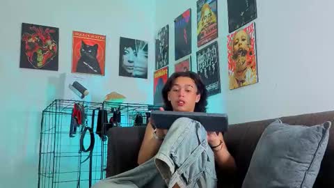 Snapshot of gaeloconner chatting on 09/20/25, 02:56 Gael Conner online show from 09/20/25, 02:56