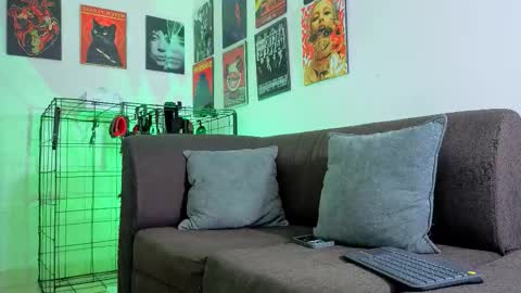 Snapshot of gaeloconner chatting on 09/24/25, 03:54 Gael Conner online show from 09/24/25, 03:54