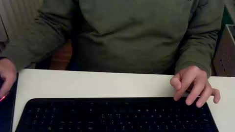 Snapshot of gagjno chatting on 01/12/25, 09:29 gagjno online show from 01/12/25, 09:29