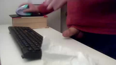 Snapshot of gagjno chatting on 05/18/26, 02:23 gagjno online show from 05/18/26, 02:23
