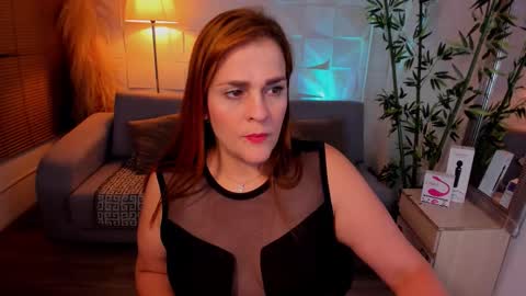 Snapshot of gaia_joness chatting on 11/06/25, 04:08 gaia_joness online show from 11/06/25, 04:08