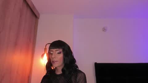 Gaia online show from 10/01/25, 01:22