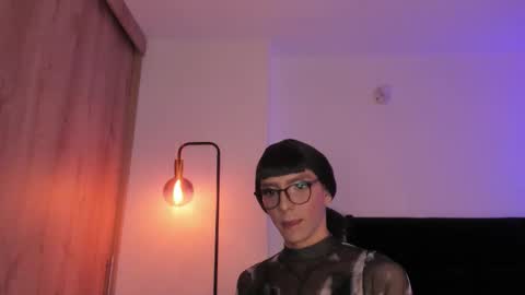 Gaia online show from 10/03/25, 02:08