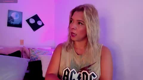 Snapshot of gaia_stonne chatting on 12/05/25, 10:13 gaia_stonne online show from 12/05/25, 10:13