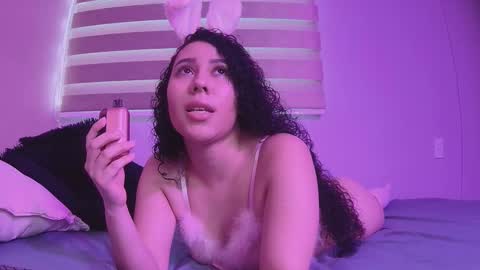 gaia_sweet_ online show from 10/03/25, 09:56