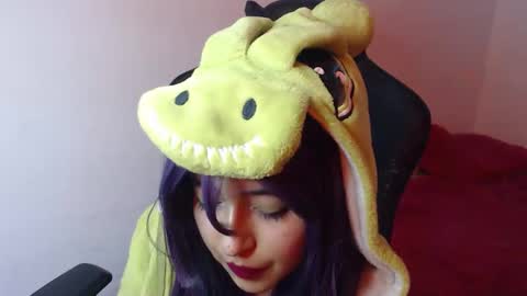 Snapshot of gakomenoshida chatting on 10/04/25, 09:35 Kate 3 online show from 10/04/25, 09:35