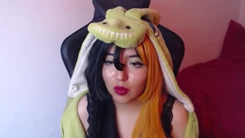 Snapshot of gakomenoshida chatting on 10/23/25, 08:07 Kate 3 online show from 10/23/25, 08:07