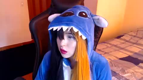 Kate 3 online show from 07/25/26, 07:55