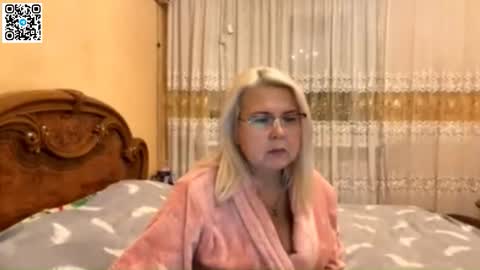 galatea_2025 online show from 10/28/25, 04:53