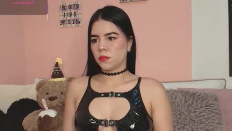 Snapshot of galayounng_ chatting on 12/01/25, 11:15 Gala Y online show from 12/01/25, 11:15