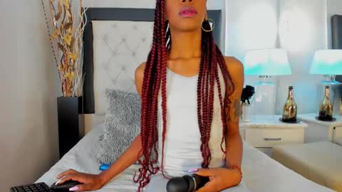 Snapshot of galehodgee chatting on 10/13/25, 01:00 Gale online show from 10/13/25, 01:00