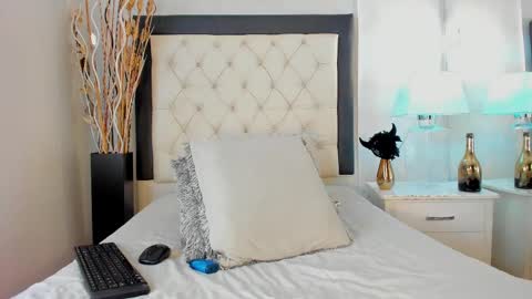 Snapshot of galehodgee chatting on 10/23/25, 01:10 Gale online show from 10/23/25, 01:10