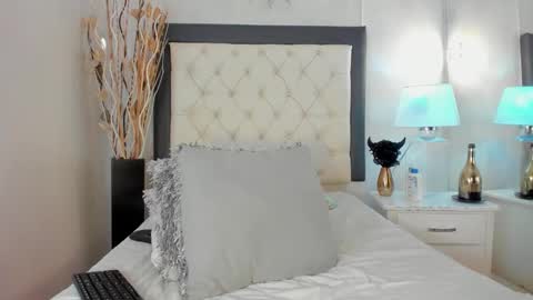 Snapshot of galehodgee chatting on 10/31/25, 04:24 Gale online show from 10/31/25, 04:24