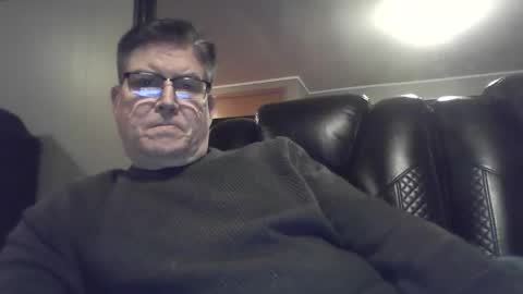 Snapshot of gameon1969 chatting on 01/17/25, 11:07 gameon1969 online show from 01/17/25, 11:07