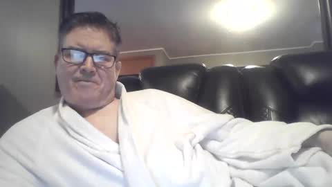 Snapshot of gameon1969 chatting on 01/19/25, 04:04 gameon1969 online show from 01/19/25, 04:04