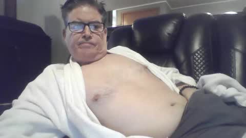 Snapshot of gameon1969 chatting on 02/10/25, 06:35 gameon1969 online show from 02/10/25, 06:35