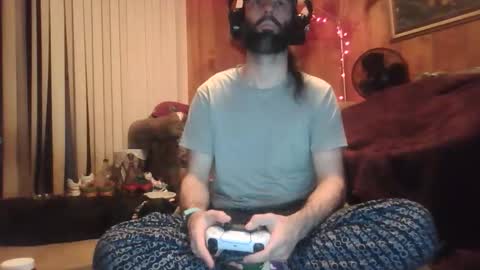 Snapshot of gamerfiend420 chatting on 01/15/26, 05:45 gamerfiend420 online show from 01/15/26, 05:45