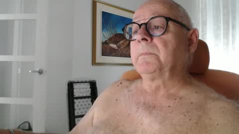 Snapshot of gamin68 chatting on 09/26/25, 04:55 gamin68 online show from 09/26/25, 04:55