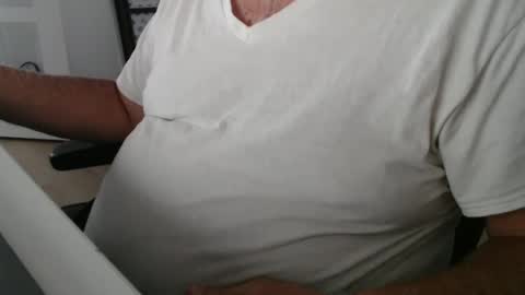 Snapshot of gamin68 chatting on 09/27/25, 05:51 gamin68 online show from 09/27/25, 05:51