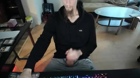 GamingPleasure online show from 11/04/25, 04:50