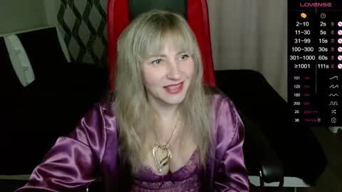Janette online show from 11/23/25, 07:24
