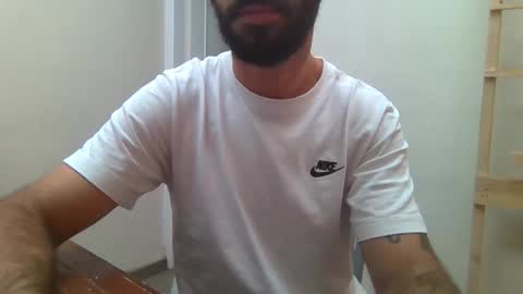 Snapshot of gapelord21 chatting on 11/01/25, 11:56 GapeLord21 online show from 11/01/25, 11:56