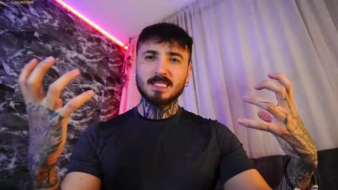 Snapshot of garbel09 chatting on 01/08/26, 07:32 Chris Dont forget to gift me thumb up Its very important to me and makes me happy AF online show from 01/08/26, 07:32