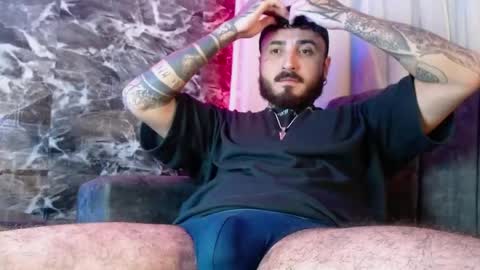 Snapshot of garbel09 chatting on 05/05/26, 06:43 Chris Dont forget to gift me thumb up Its very important to me and makes me happy AF online show from 05/05/26, 06:43