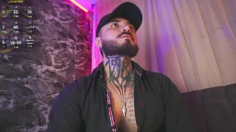 Snapshot of garbel09 chatting on 05/29/26, 06:00 Chris Dont forget to gift me thumb up Its very important to me and makes me happy AF online show from 05/29/26, 06:00